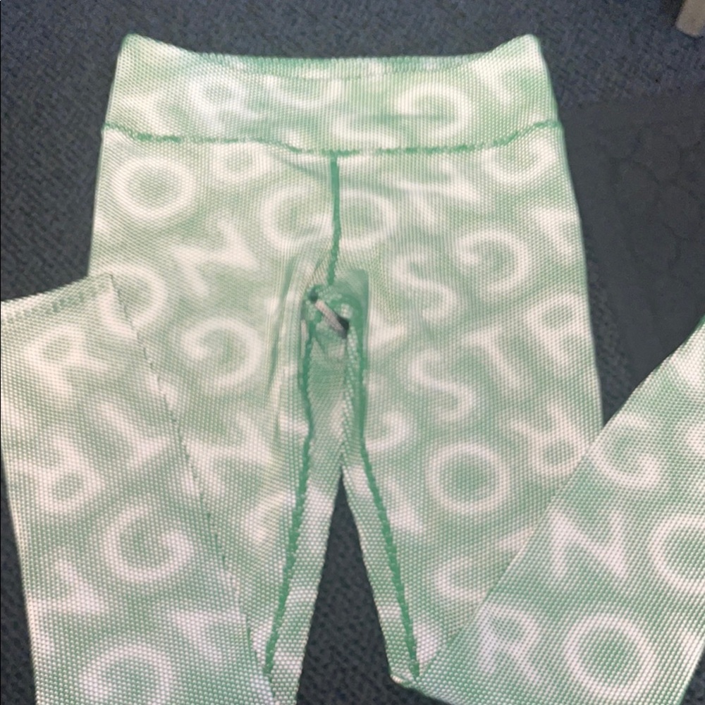 Green STRONG Leggings